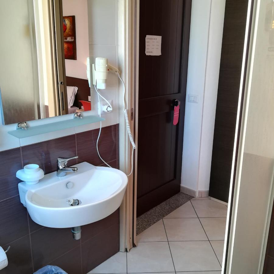 La Locanda Del Mare B&B La Caletta Εξωτερικό φωτογραφία