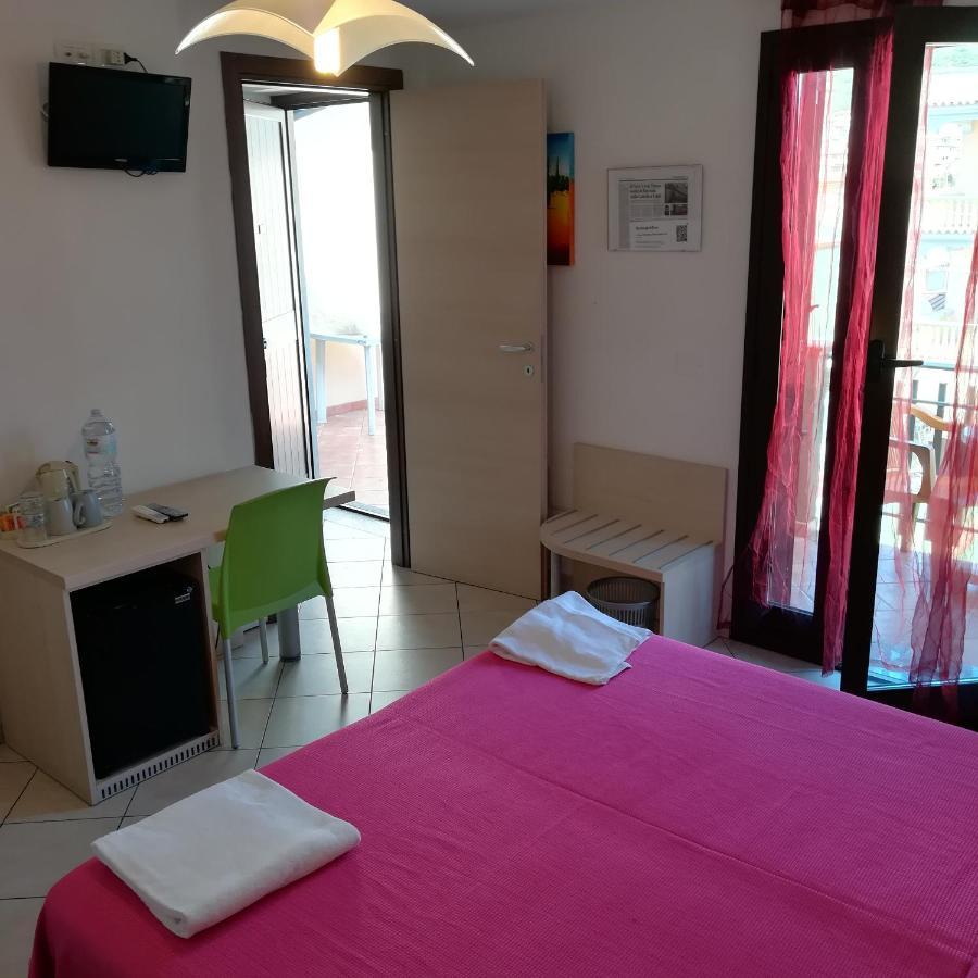 La Locanda Del Mare B&B La Caletta Εξωτερικό φωτογραφία