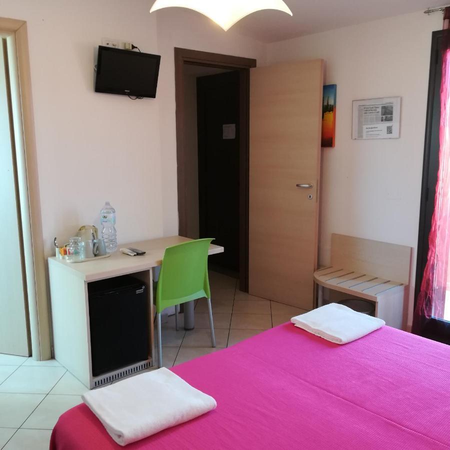 La Locanda Del Mare B&B La Caletta Εξωτερικό φωτογραφία