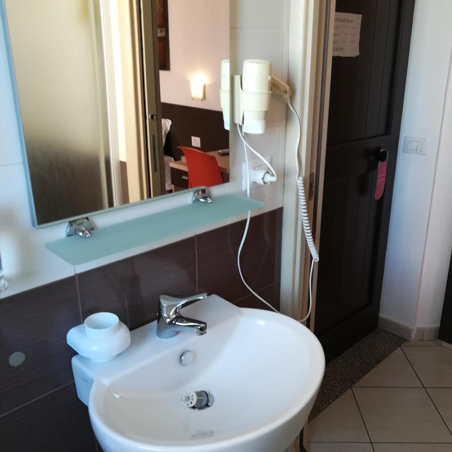 La Locanda Del Mare B&B La Caletta Εξωτερικό φωτογραφία